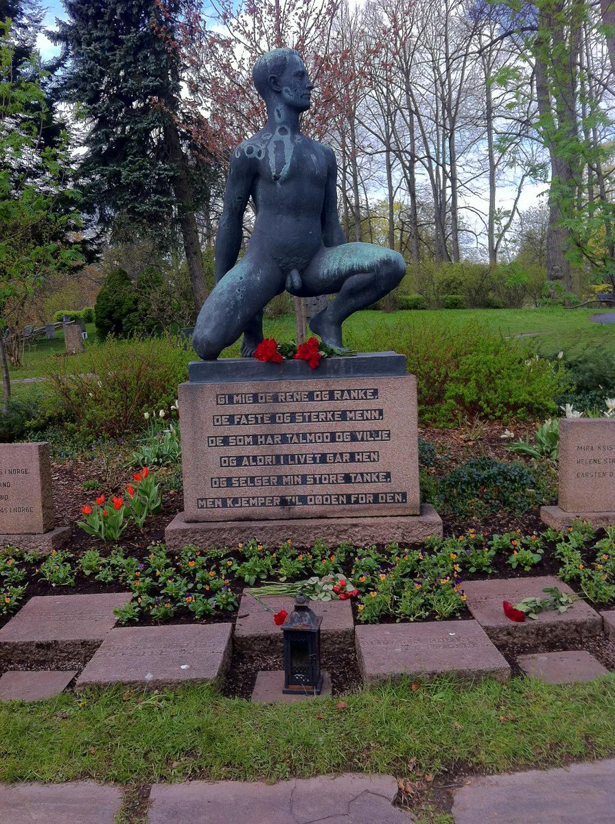 UngKom's tweet photo. Gratulerer med dagen kamerater. God 1.mai!
#1mai http://t.co/preIl3Au9z