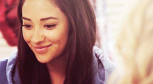 Hi i'm Emily, retweet so i can find my 'squad' ? 😌