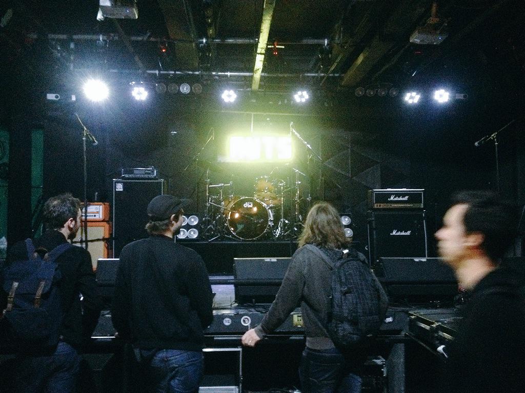 Installation à Chongqing au Nuts Live Club pour notre concert de ce soir !