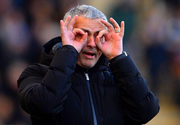 SpheraSports's tweet photo. "Mourinho es el entrenador con el peor currículum de la historia del Real Madrid" http://t.co/rPVC8XFcwj http://t.co/ZR2UbPllu5
