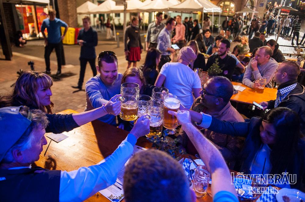 LowenbrauKeller's tweet photo. It's Friday! PROST! #tgif http://t.co/ks4WGpngy2