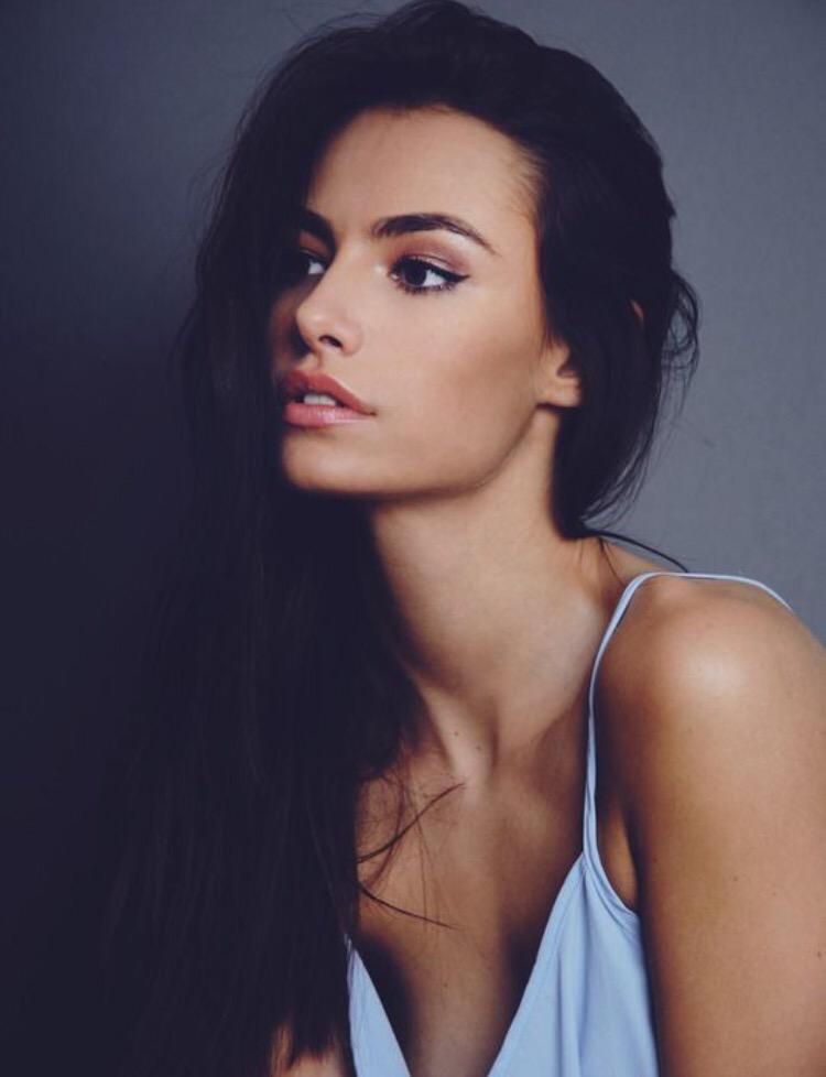 janellejaw's tweet photo. #browsinspiration http://t.co/zGfo7Pz6Zx