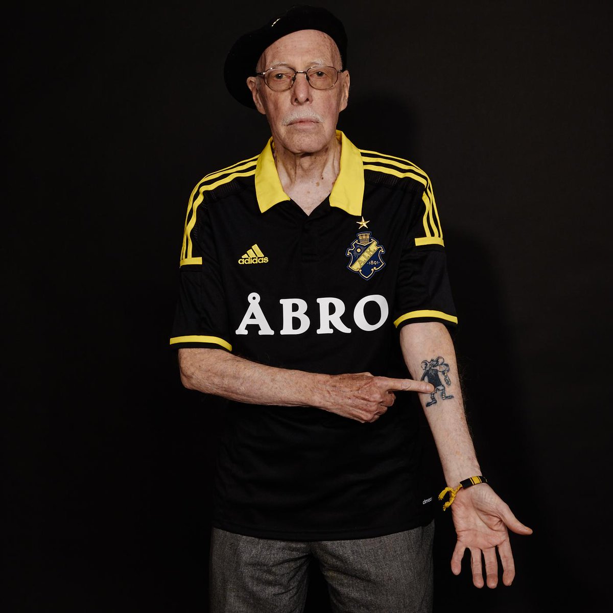 Derby och 50 000 på läktarna - vi siktar på publikrekord. Jag kommer i svart, kommer du?#förAIK#dresscodeblack