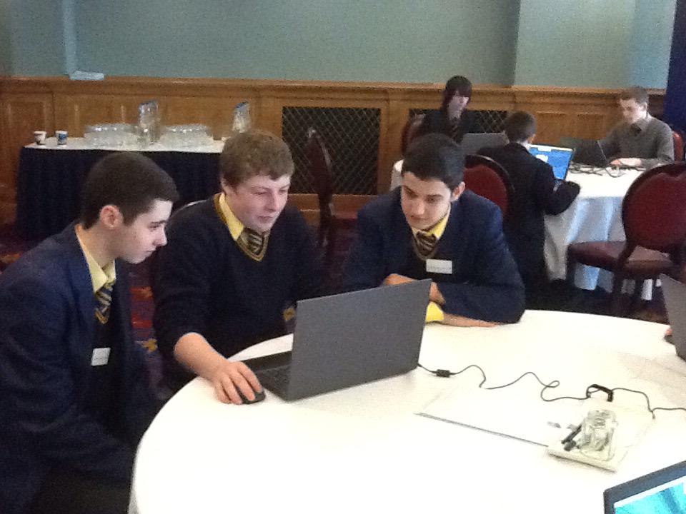 smgstech's tweet photo. #BelTech15 @smgstech Minecraft Workshop http://t.co/yjeYwXQqWF