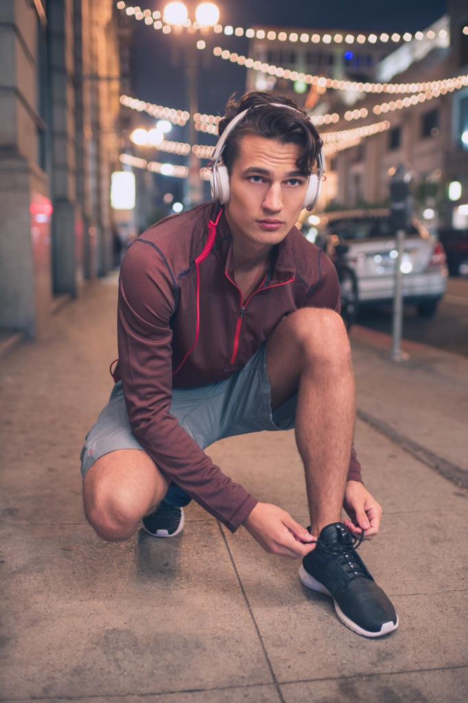 spenserharrison's tweet photo. Late night run with @rhoneapparel http://t.co/4wffZCl5Ng