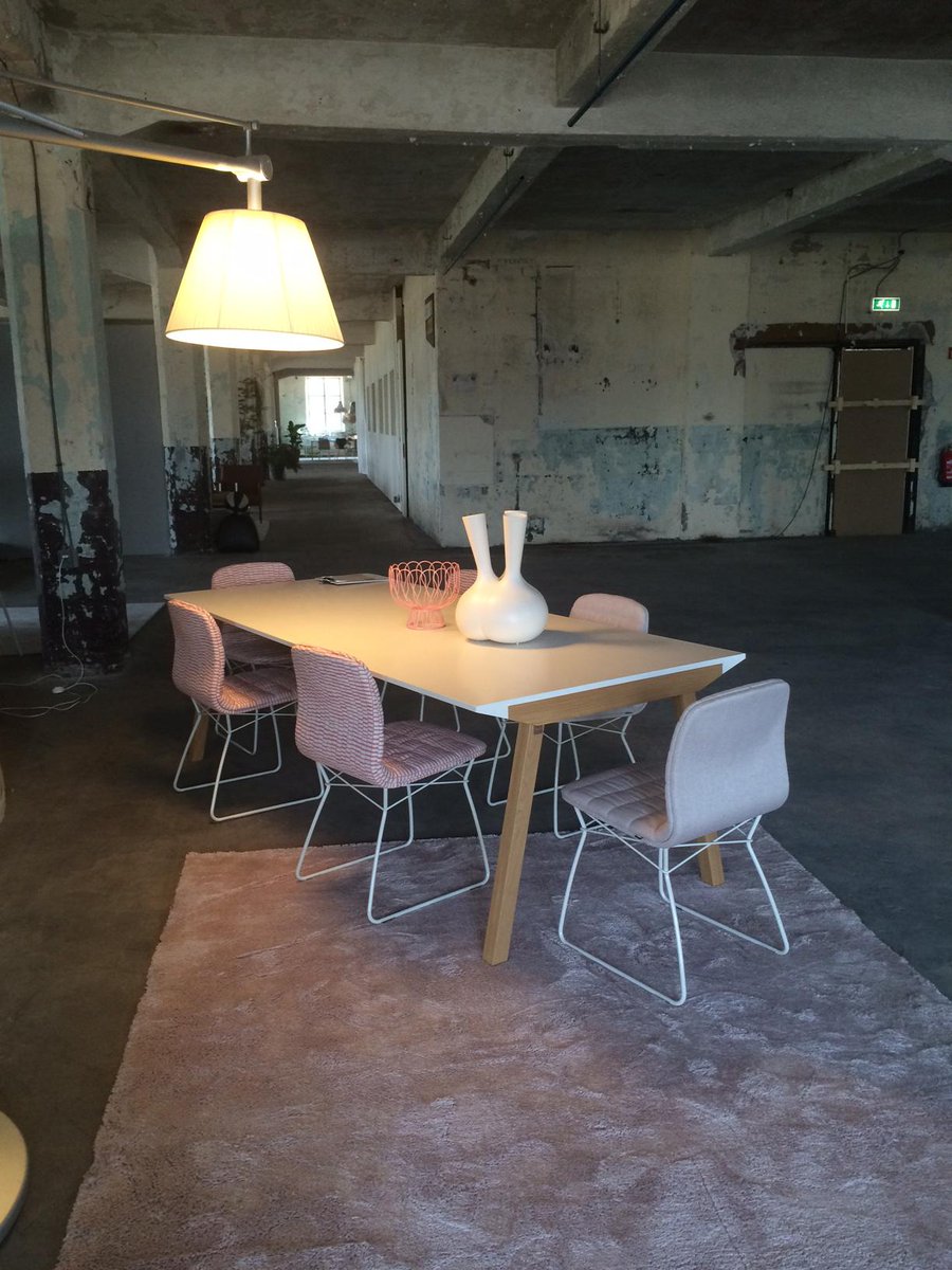 GimmiiMagazine's tweet photo. Lisette bezocht event Foorumi en maakte foto's: http://t.co/0Zmct2KNWQ #designonstock #Rila #chair http://t.co/J5jZg9Mug8