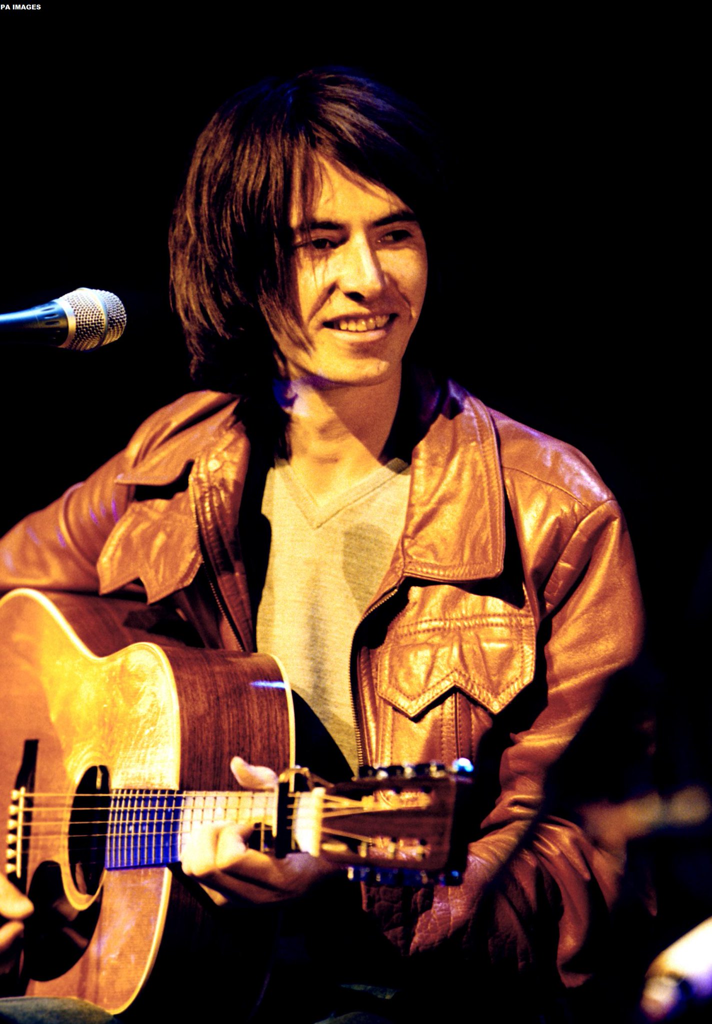 Happy Birthday Bernard Butler. What\s your favourite Suede song of the early 90s? 