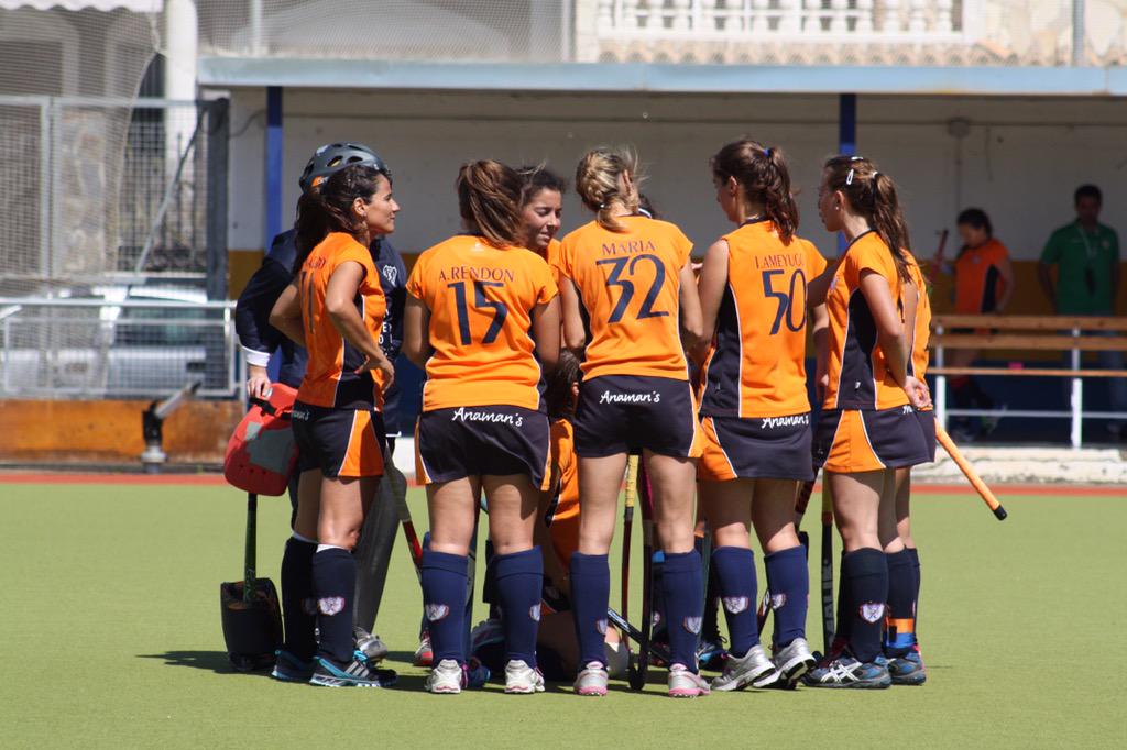 chsanfernando's tweet photo. CH San Fernando 4 - 2 CH Alcalá. Nuestras senior campeonas de Andalucía de hockey hierba. Enhorabuena!!! http://t.co/aeEjWsnspN