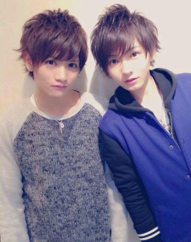 橋本ゆうや No Twitter 久しぶりのツイート W B 二枚目の俺の隣の奴 女みたいな顔だと思わない 笑 よく似てるっていわれる 笑 可愛いだろ ニヤリ Http T Co 6sfyuont 橋本ゆうや No Twitter 久しぶりのツイート W B 二枚目の俺の隣の奴 女みたいな顔だと思わない 笑 よく似てるっていわれる 笑 可愛いだろ ニヤリ Http T Co 6sfyuont