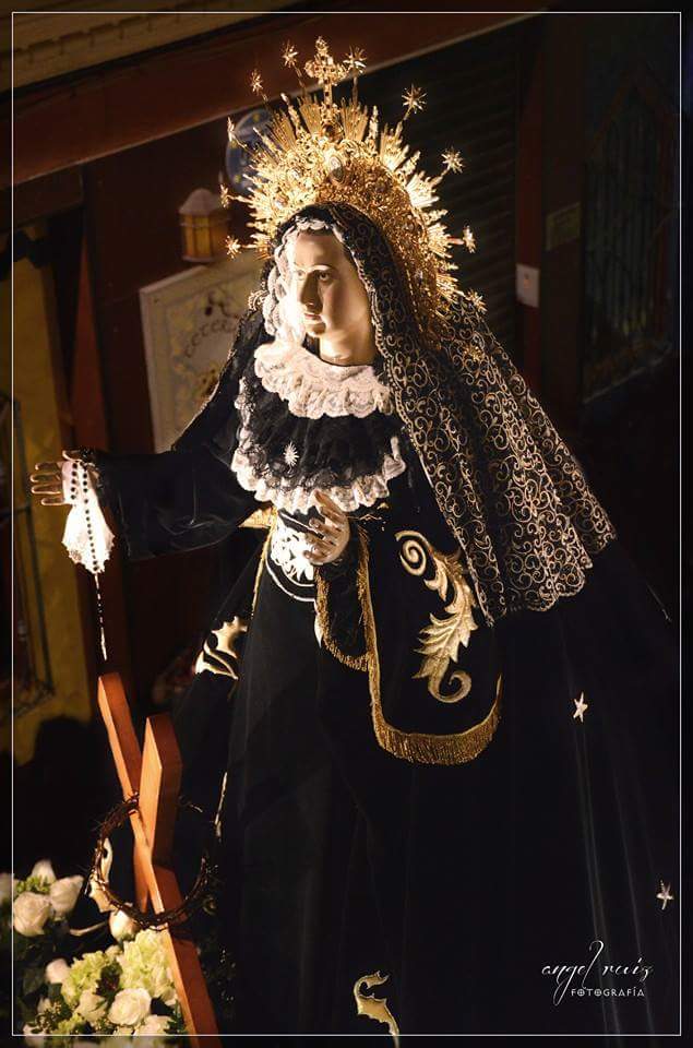 La Virgen del Perdón ya no desfilará más en la Procesión del Santo Entierro, por votación de sus cofrades.