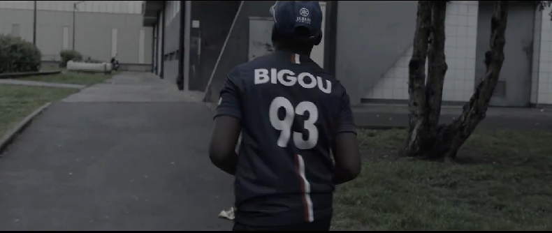 general_mactyer's tweet photo. La vidéo de #JeSuisUneLégende est dispo en exclu ☞ http://t.co/rJ7Wp4Hluu  
Préco -> http://t.co/iEziex3u6c 
#JSUL http://t.co/20d9lQdIiU