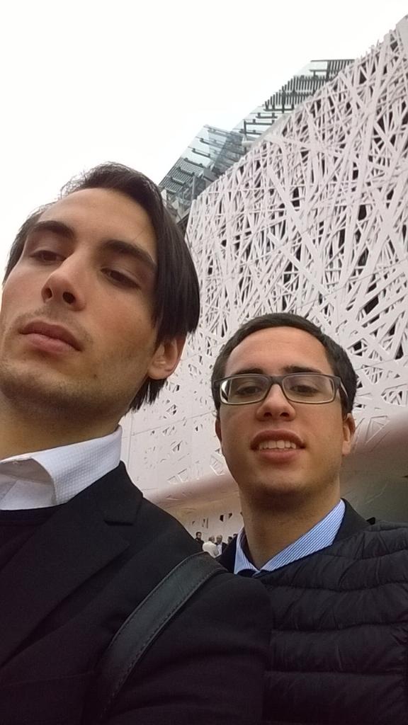 Filippopompei's tweet photo. @StudiCentro all'inaugurazione di #Expo2015@_V_D_V http://t.co/QjHrrGv2Lq