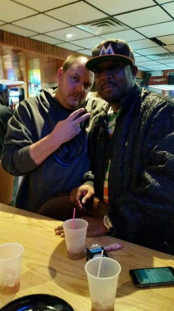 BALCO_34's tweet photo. @Waltthewiz @NathanHager @imadrinkerbaby @DJT1_412 @fspree44 @rybodien Junction Dream Team! http://t.co/hm4NQC7XIG