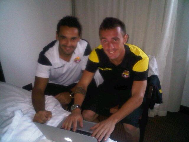 saucedo_pablo's tweet photo. FELIZ CUMPLEAÑOS ÍDOLOS @Kitudiaz1070 @BarcelonaSCweb http://t.co/wKiCyTnT60