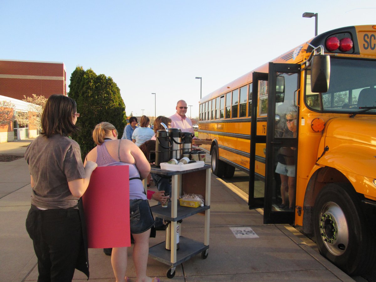 BHSLighthouse's tweet photo. Bus driver appreciation day at Burlington High School! Thank you drivers for keeping our students safe! http://t.co/PYYlTqUl3S