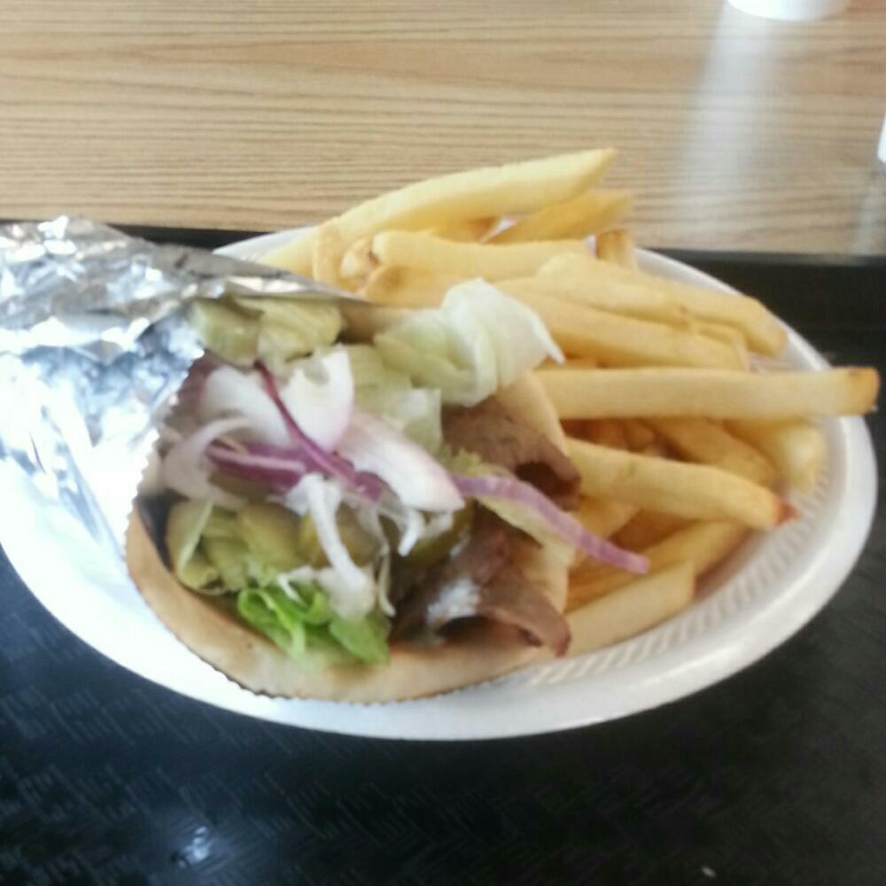 belliot13's tweet photo. Back to one of my favorite college stomping grounds.. #AddPickle @NurDeli_NC @getStealz http://t.co/txM6E0GJ9S