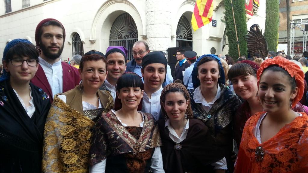 Ja estem preparats per ballar al Pregó de les Festes de Maig!