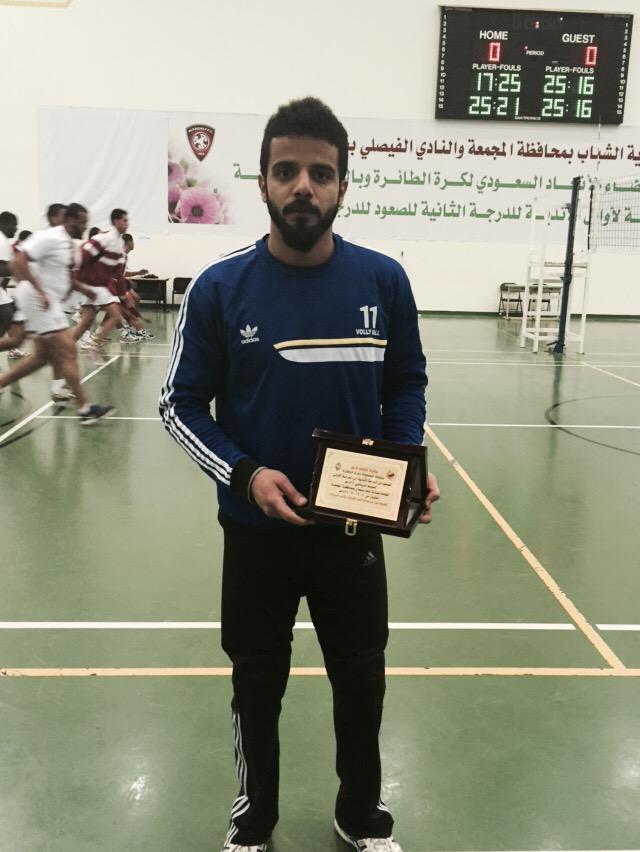 AlFaisaly's tweet photo. حصل على جائزة أفضل لاعب في المباراة 

اللاعب " سالم ماجد المكاوني" . http://t.co/de8Tw8VrI0