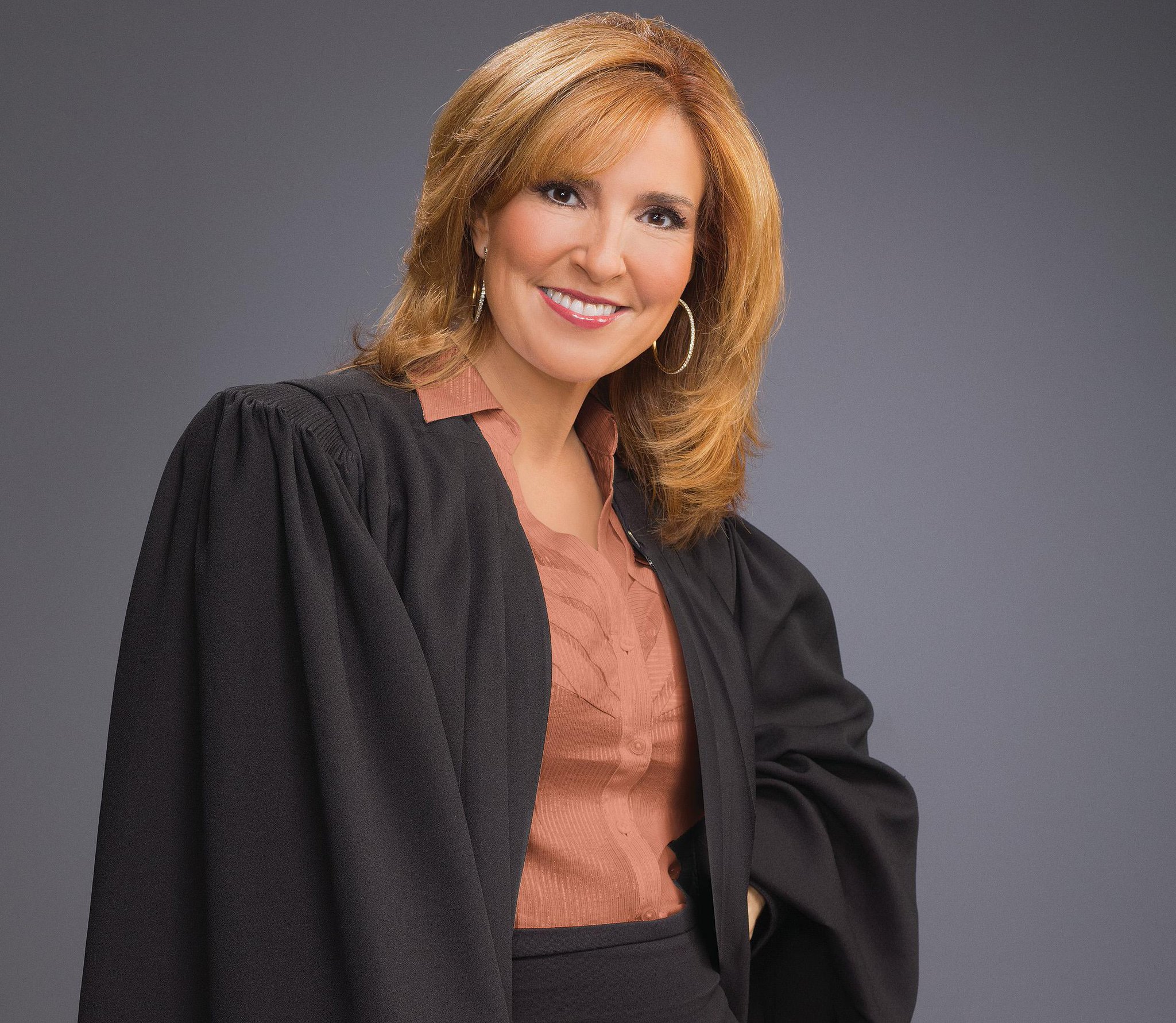 Happy Birthday to judge Marilyn Milian. Watch her at 7pm on The Knox! 