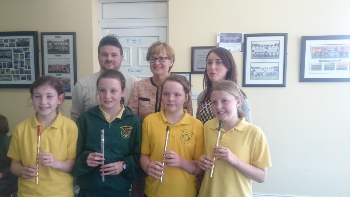 MuinteoiriG's tweet photo. Tháinig Mairead McGuinness chugainn ar cuairt mar páirt den Realt Gorm. @MaireadMcGMEP http://t.co/dEryh4SXXN