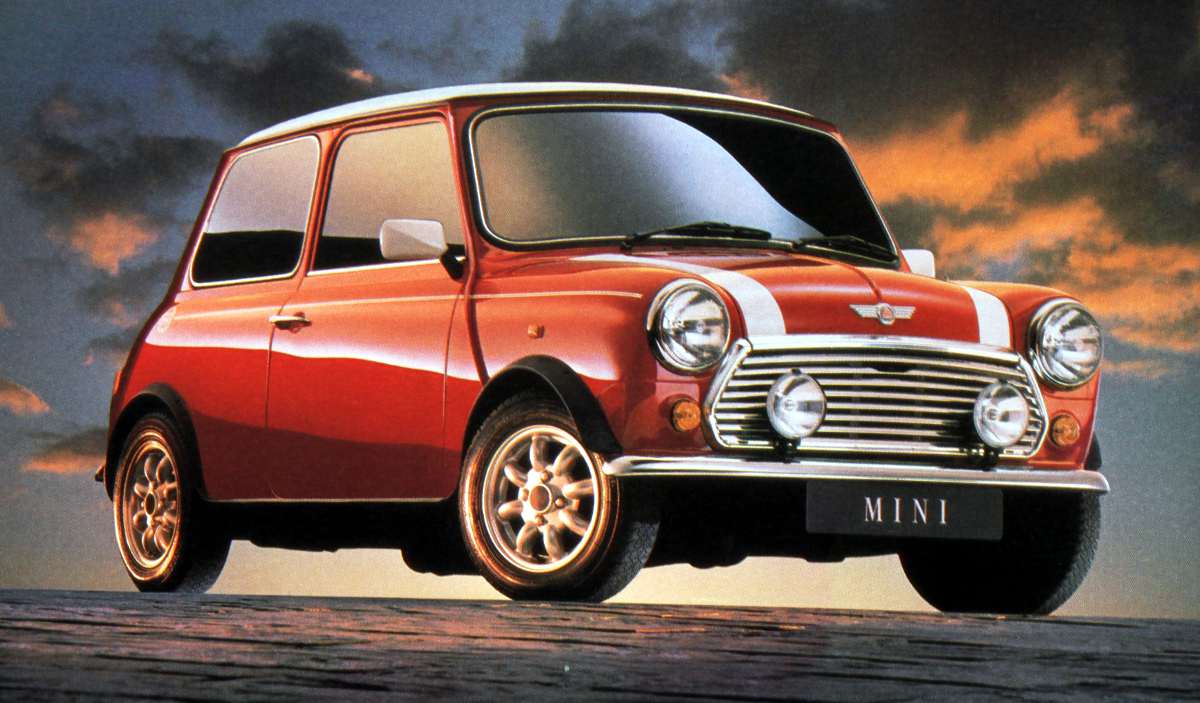 MyClassicCarsHq's tweet photo. MINI Cooper History: Visit our website for more information http://t.co/Vy6ppXlsRR #MINICooper #MiniHistory #MINI http://t.co/GU3Pdvs3cM