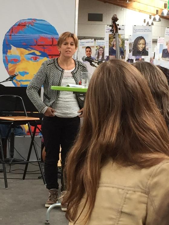 Am #1mai in Uster: <a href="/WickiMonika/">Monika Wicki</a>: Die starke Vermögenskonzentration ist eine zunehmende Bedrohung der Demokratie.