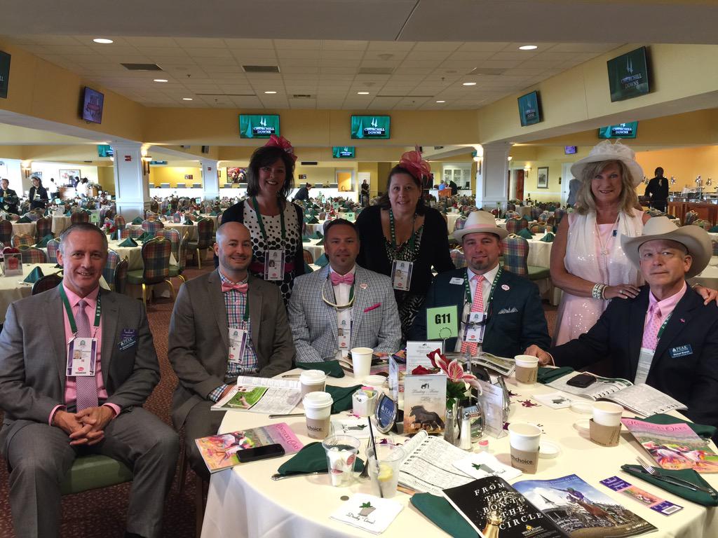 LeadByTheReins's tweet photo. Kentucky Oaks Day! #PINKOUT #KentuckyDerby #KentuckyOaks #KyDerby #LBRatDerby #LexLinatDerby http://t.co/FEChfOyfNX