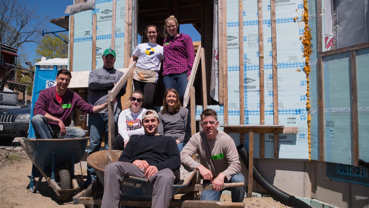 cresaboston's tweet photo. Volunteering with @Habitat_org is always a rewarding experience. Thanks again for having us! #CresaCares #Boston #CRE http://t.co/gERZfc00x0