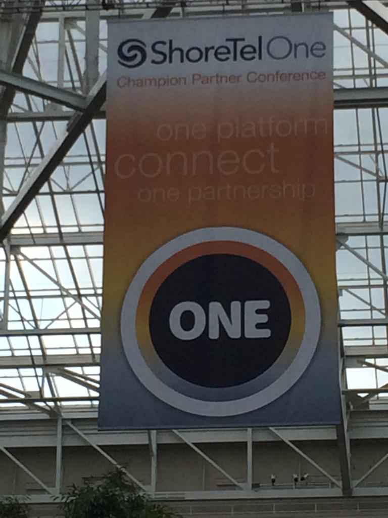 dbanks_dwight's tweet photo. Final day of PHENOMENAL week.. #PARTNERSROCK #shortelone @shoretel #serviceproviderteam http://t.co/opWrHkofd0