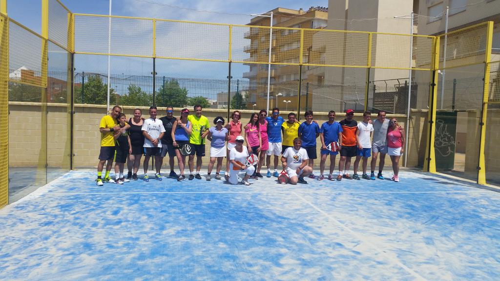 Clubpadelisla's tweet photo. Gran día de convivencia con nuestra escuela de padel!! http://t.co/X00FGZeIUa