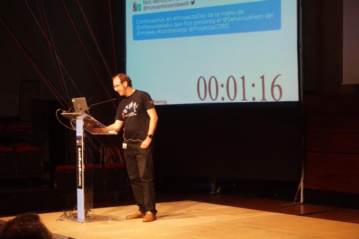 ProyectaCORD's tweet photo. Así fueron las presentaciones de @PayThunder y @virtimeplace en #ProyectaDay http://t.co/bAspvRW8sj