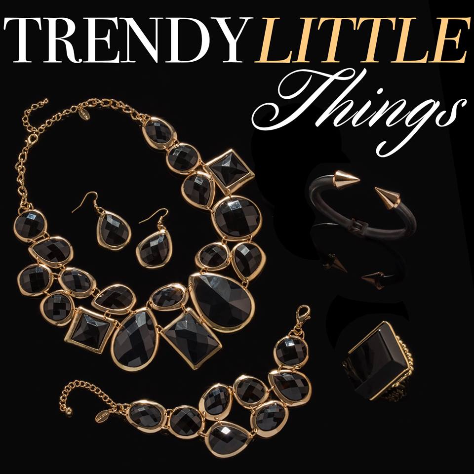 TraciLynnJewels's tweet photo. Black on black Friday #Jewelry #TGIF #Fashion #Stylist http://t.co/vCV4rpwKA1