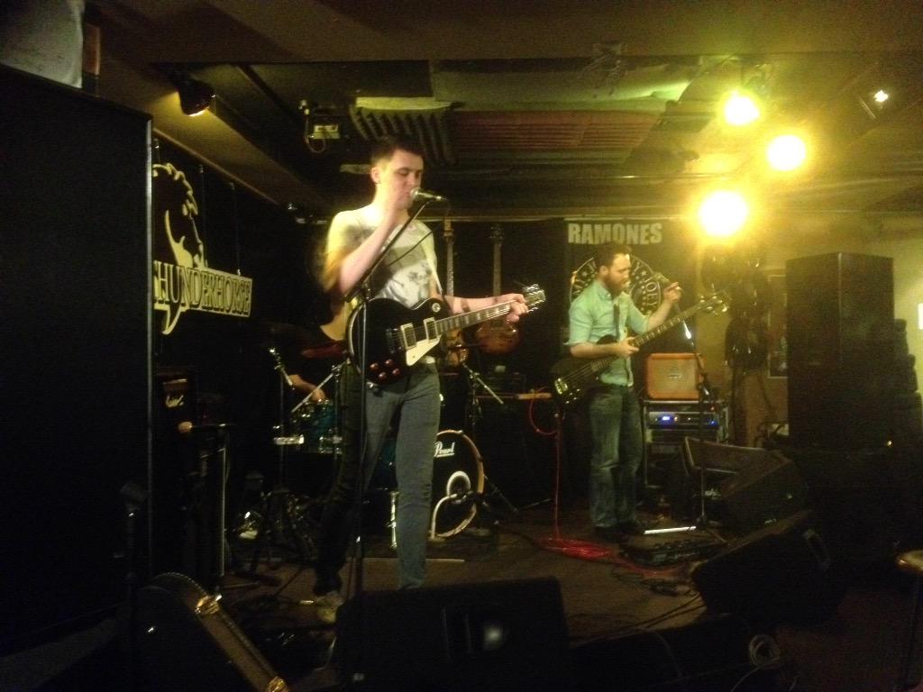 Decader_Music's tweet photo. @JesperTheBand #swole #cashbadger #gangnamstyle #poontang http://t.co/8Swzmh6lwa