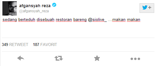 siolive_30's tweet photo. ka Olive S.Pd @siolive_ #siolive_ jangan mau kalo nih orang curhat terus ke kakak hehe http://t.co/JpXajYUE65