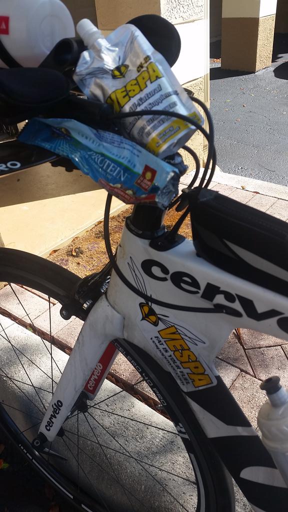 punkaste's tweet photo. @cervelo is #simplyfast, plus clean #fuel make it #supersimplyfast my choice is @gardenofliferaw and @VESPAPower http://t.co/sI0YQem5MI