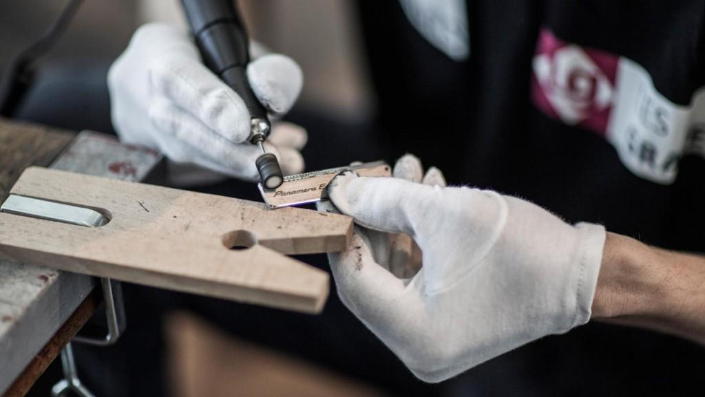 PorscheWorldnet's tweet photo. Hand-crafted luxury - http://t.co/QQVnu0vQUf - #PorschePanamera http://t.co/O85FnkhEj8