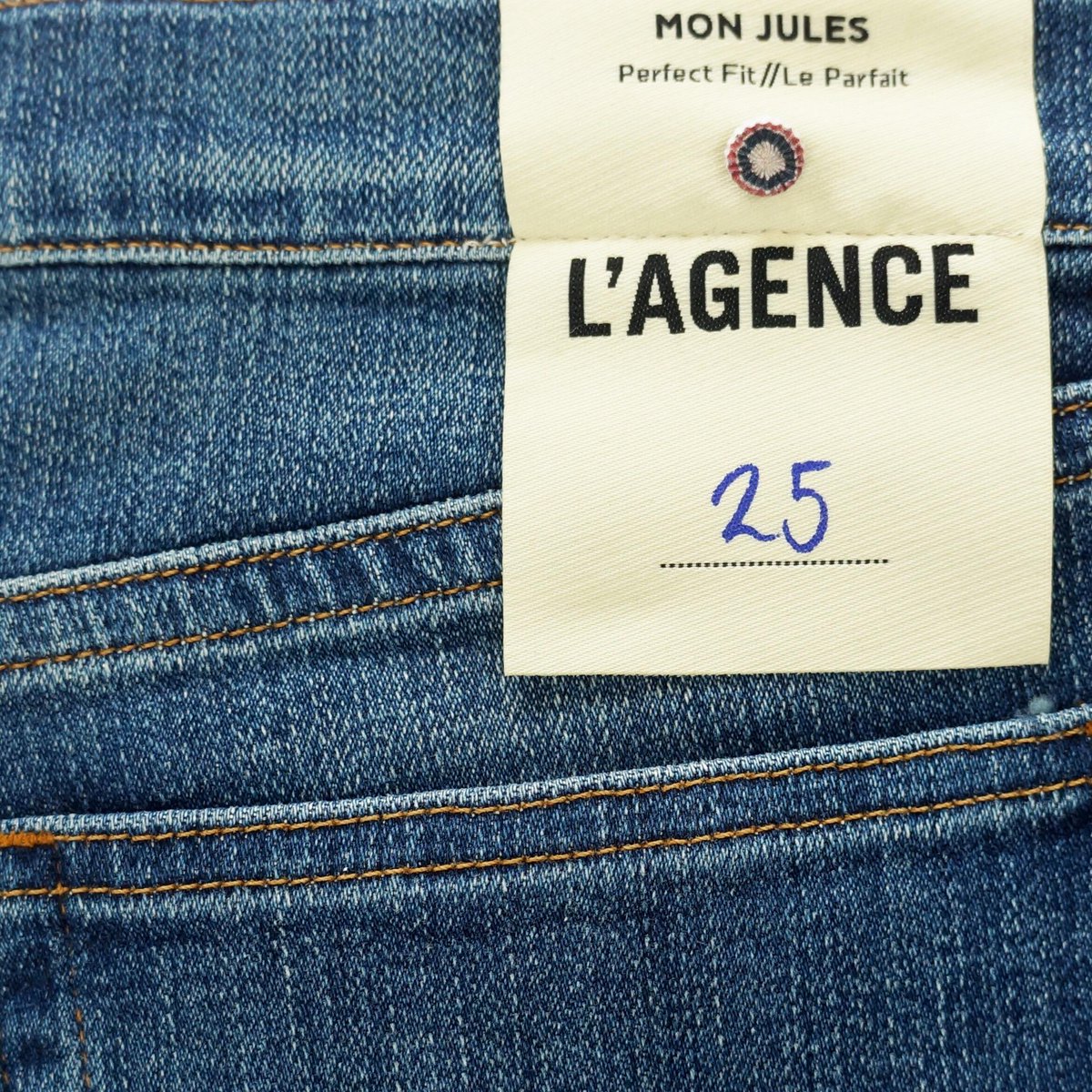 LAGENCE_fashion's tweet photo. Le parfait. Find your perfect fit. #LagenceFashion #SS15 #TheFrenchJean #MonJules http://t.co/SgBVHbm3hc
