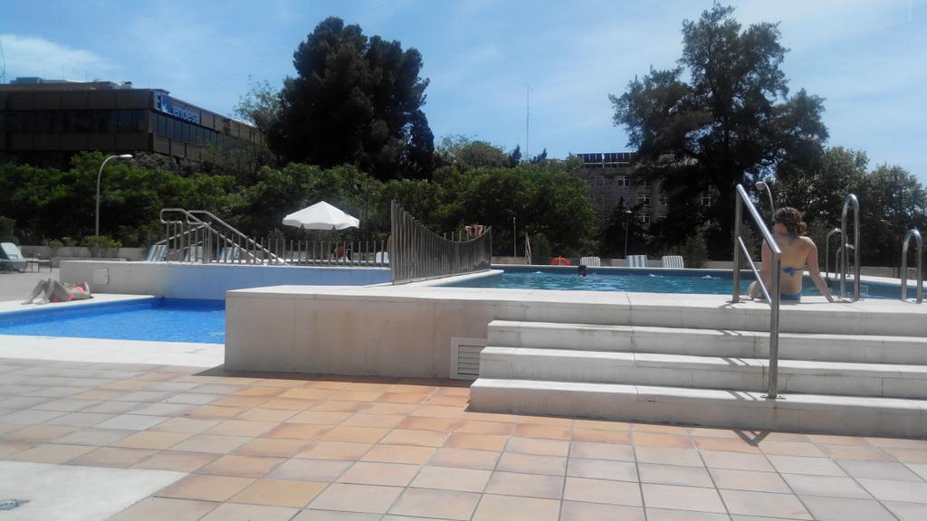 Anitaisla2's tweet photo. Placeres de la vida. #Sevilla http://t.co/9r1xIFNrzS