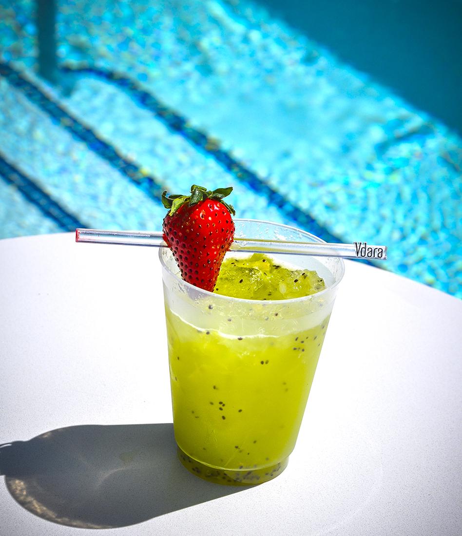 VdaraLV's tweet photo. Your summer vacation to #Vegas isn't complete until you've sipped on a cocktail, poolside. http://t.co/hs2nm6GOlq