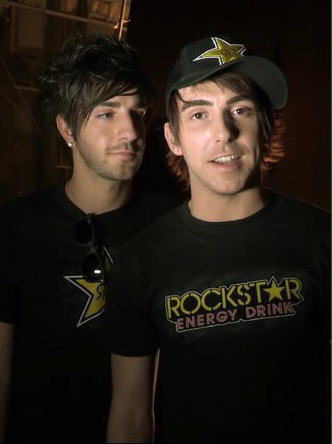 lowqualityjalex's tweet photo. http://t.co/lCDR7S54Xz