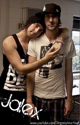 lowqualityjalex's tweet photo. http://t.co/g47HJMLMLg
