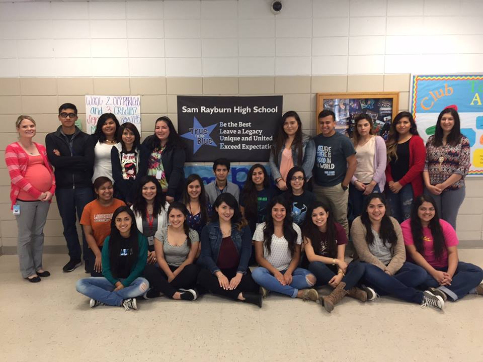 SRHS_StuCo's tweet photo. We won 2nd place &amp; a $500 grant in Text, Talk, Act Action Idea Contest for spreading awareness about mental health! http://t.co/zRhWwYNquc