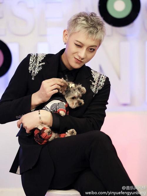 \" HAPPY BIRTHDAY TO OUR PRINCE PANDA HUANG ZITAO      