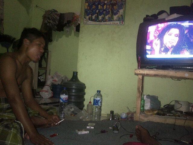 04Alunk's tweet photo. @IndosiarID alunk di pulau dewata bali.  senneng nonton. Academy2 aku suka banget academy.2 ini http://t.co/C2D0shXbsE