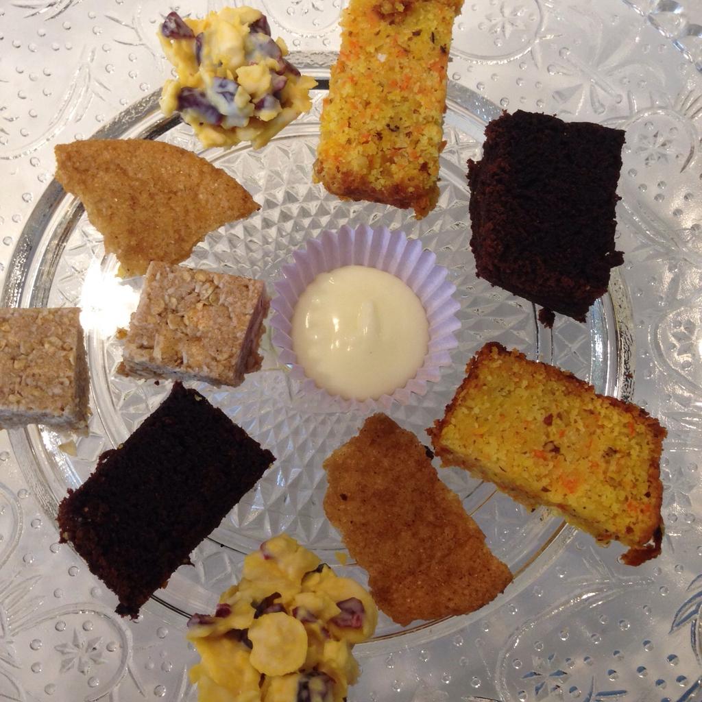 wanderwomenblog's tweet photo. Craving #sweets? Then hurry to @KokoToko050 this weekend! We made sweet treats: chai #cookies, coconut #bars &amp; #cake! http://t.co/VmKpI8xmf4