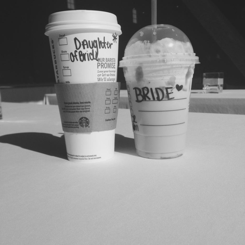 alisia_perez's tweet photo. ITS WEDDING DAY!!! http://t.co/kR1tCVV7F5