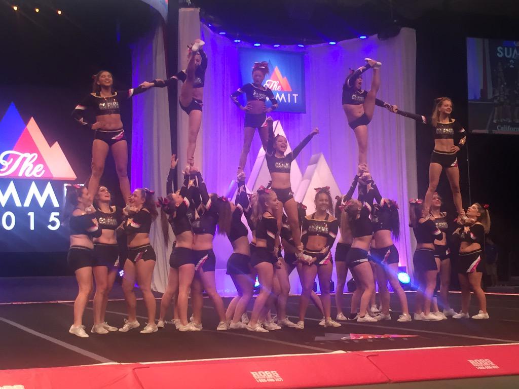 VarsityAllStar's tweet photo. California Fame All Star Bling - Large Senior Level 2 #TheSummit15 http://t.co/MNh9BtEm3t