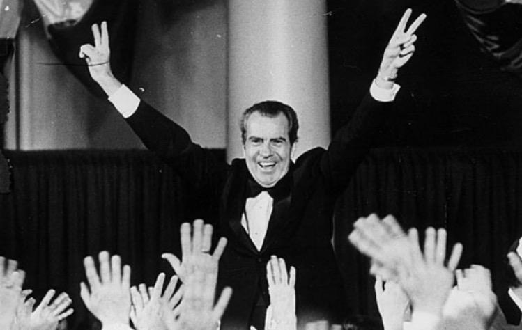 RNixonAHS15's tweet photo. #TGIF #Peace http://t.co/pzwa9WVkF7