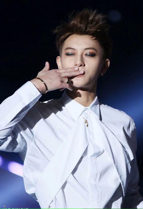 Happy birthday my baby panda, Huang Zitao         I always love you  Hope you will get well soon   