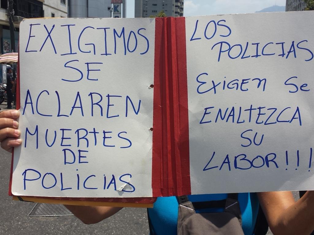 #1deMayo #PuebloOrganizado <a href="/InfoVzlaNet/">InfoVzla</a> <a href="/MARACAYACTIVA/">MARACAY ACTIVA</a> <a href="/caracasorg/">Caracas Organizada</a> <a href="/UnionStaMonica/">Santa Monica</a>
